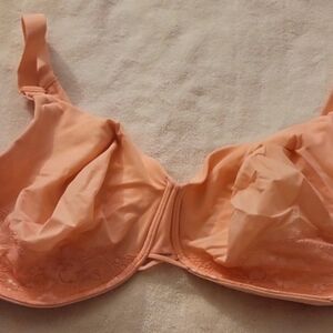 44 DDD Vanity Fair wirefree bra